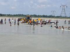 
      
      Assam flood death toll rises to 68
      
      