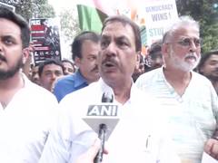 Congress demands probe into lathi-charge on students