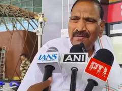 
      
      Shivalinge Gowda on Siddaramaiah's retirement remarks
      
      