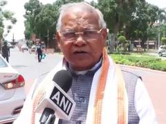 
      
      Jitan Ram Manjhi urges MPs to support Public Examinations Bill
      
      