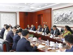 
      
      India, China discuss bilateral ties during Foreign Secy's visit
      
      
