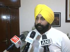 
      
      Punjab govt hikes salaries of contractual sanitation workers
      
      