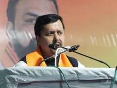 
      
      BJP chief Nitin Nabin rallies support for Neeraj Sinha
      
      
