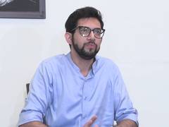 
      
      Aaditya Thackeray offers free legal aid to student protesters
      
      