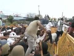 
      
      MP: Farmers march to Bhopal demanding moong procurement
      
      