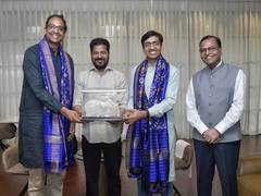 
      
      Skyroot Aerospace Founders call on Telangana Chief Minister
      
      