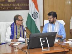 
      
      Agriculture Minister meets Telangana CM Revanth Reddy
      
      