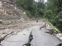 
      
      J-K: Heavy landslides damage Thannamandi–DKG–Bufliaz road
      
      