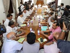 
      
      Keralam CM Satheesan chairs first UDF meeting after taking office
      
      