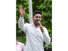 
      
      HC directs police not to take coercive action against TMC MP
      
      