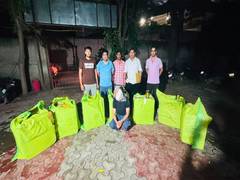 
      
      Delhi Police busts banned Chinese manjha racket, 424 reels seized
      
      
