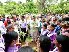 
      
      LG Sandhu leads DDA's mega plantation drive
      
      