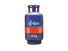 
      
      19-kg cylinder price dropped by Rs 202 in Delhi, Rs 209 in Kolkat
      
      
