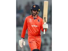 
      
      Scott Edwards steps down as Netherlands captain
      
      
