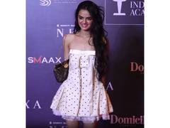 
      
      Ruhaanika Dhawan wants to break 