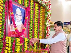 
      
      Mohan Yadav pays floral tribute to Ravishankar Shukla
      
      