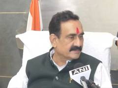 
      
      BJP leads in Datia and Manjalpur; Jan Suraaj ahead in Bankipur
      
      