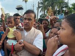 
      
      Assam CM Sarma visits flood-hit Nazira, Mahmora, Sonari
      
      