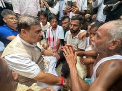
      
      Assam CM launches disbursement of Rs 15,000 interim flood relief
      
      