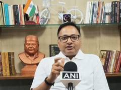 
      
      Samajwadi Party's Ashutosh Verma backs Pappu Yadav
      
      