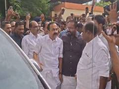 
      
      Keralam CM Satheesan reviews flood situatio
      
      