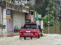 
      
      Flood situation worsens in Keralam, Assam amid heavy rains
      
      