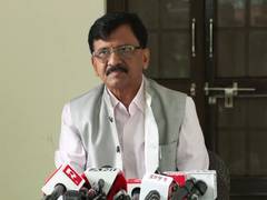 
      
      Sanjay Raut calls Amit Shah 'Goonga gudda'...
      
      