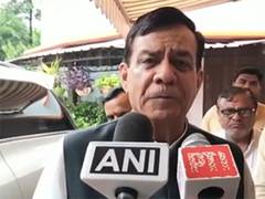 
      
      Satish Mahana attacks Awadhesh Prasad
      
      
