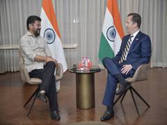 
      
      CM Revanth Reddy meets US envoy to discuss visas and investments
      
      