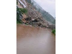
      
      Debris blocks Badrinath highway in Chamoli
      
      