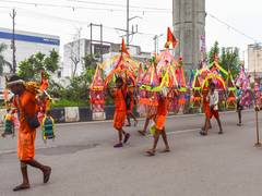 
      
      Darul Uloom Deoband advises students to avoid Kanwar Yatra routes
      
      