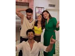 
      
      Gauahar shares pics with husband Zaid, Mini Mathur, ex Kushal
      
      