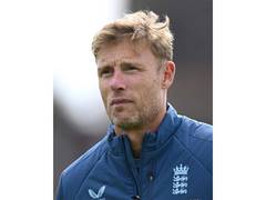
      
      Andrew Flintoff steps down as England Lions head coach
      
      