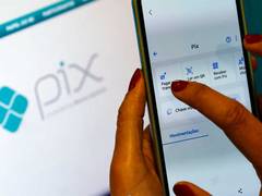 
      
      Pix payment system gains ground in bars, restaurants
      
      