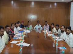 
      
      Jharkhand govt holds fresh talks with JPSC-JSSC aspirants
      
      