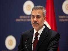 
      
      Mecca defence pact not aimed at attacking Iran: Turkish FM 
      
      
