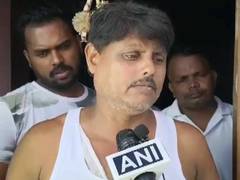 
      
      Deceased TMC worker's brother refuses to meet Mamata Banerjee
      
      