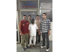 
      
      Delhi Crime Branch arrests long-absconding forgery accused after
      
      