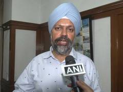 
      
      UK MP Tanmanjeet Dhesi urges Punjab Govt to resolve NRI grievance
      
      