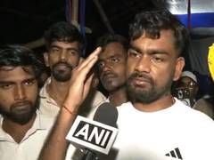 
      
      JLKM's Jairam Mahato condemns police action during protest
      
      