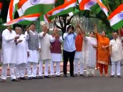 
      
      Delhi MLAs participate in Tiranga Yatra at Assembly prmises
      
      