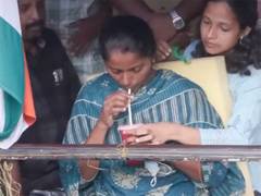 
      
      Kerala LPST Rank Holders end 13-day hunger strike
      
      