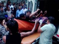 
      
      Munbai:Landslide hits Kurla's Gaushiya Chawl; rescue ops underway
      
      