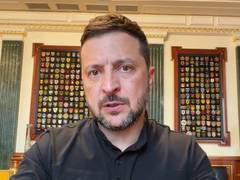 
      
      Zelenskyy slams Putin over Yabloko party ban, says he was afraid
      
      