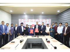 
      
      Chitkara University, Paramotor Come Together
      
      