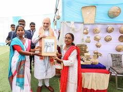 
      
      Centre approves Rs 6,839 cr VVP-II for 1,954 border villages
      
      