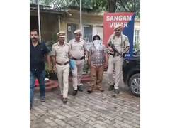 
      
      Delhi Police cracks Sangam Vihar murder case: Wife, associate arr
      
      