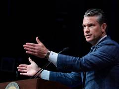 
      
      US can maintain naval blockade on Iran 