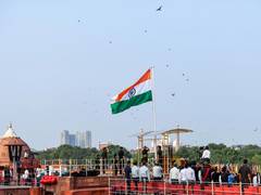 
      
      Delhi Police issues traffic advisory ahead of Independence Day
      
      