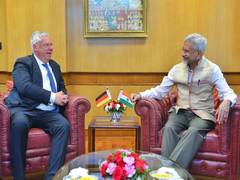 
      
      EAM S Jaishankar meets German MP Jurgen Hardt
      
      